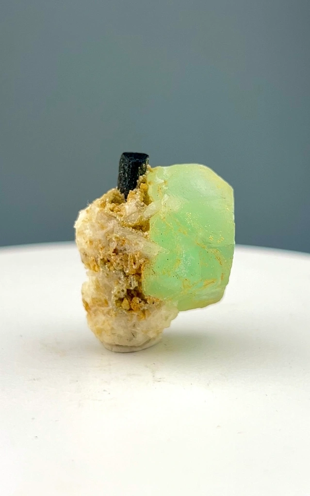 Fluorite from Pakistan - image 8