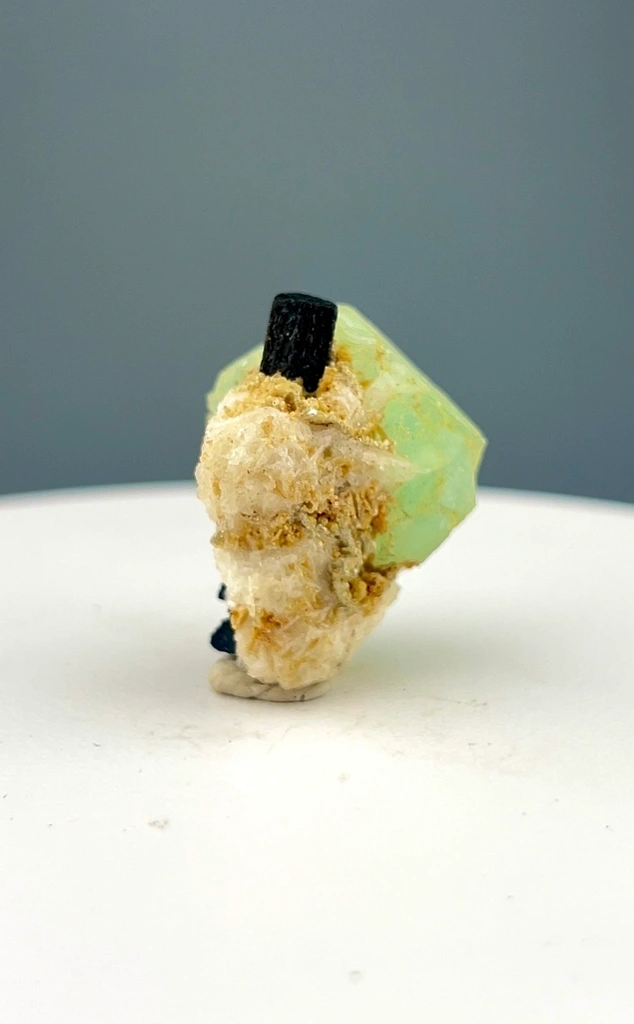 Fluorite from Pakistan - image 7