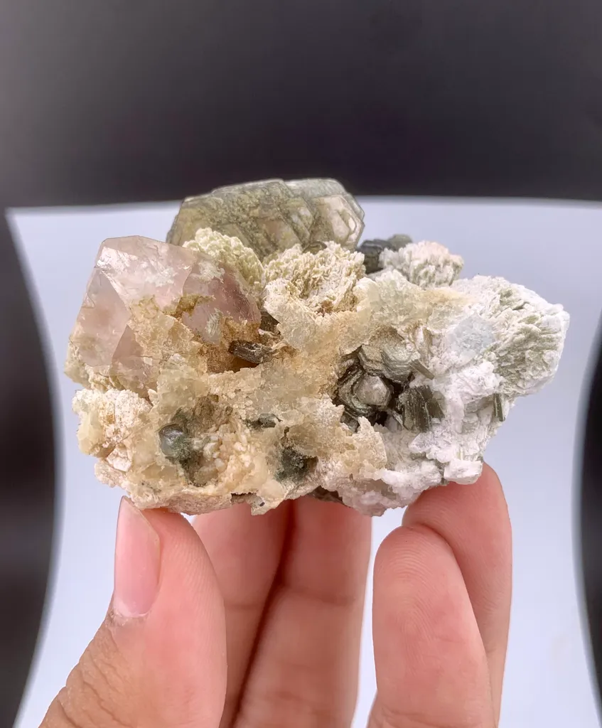 Fluorite from Pakistan - image 4