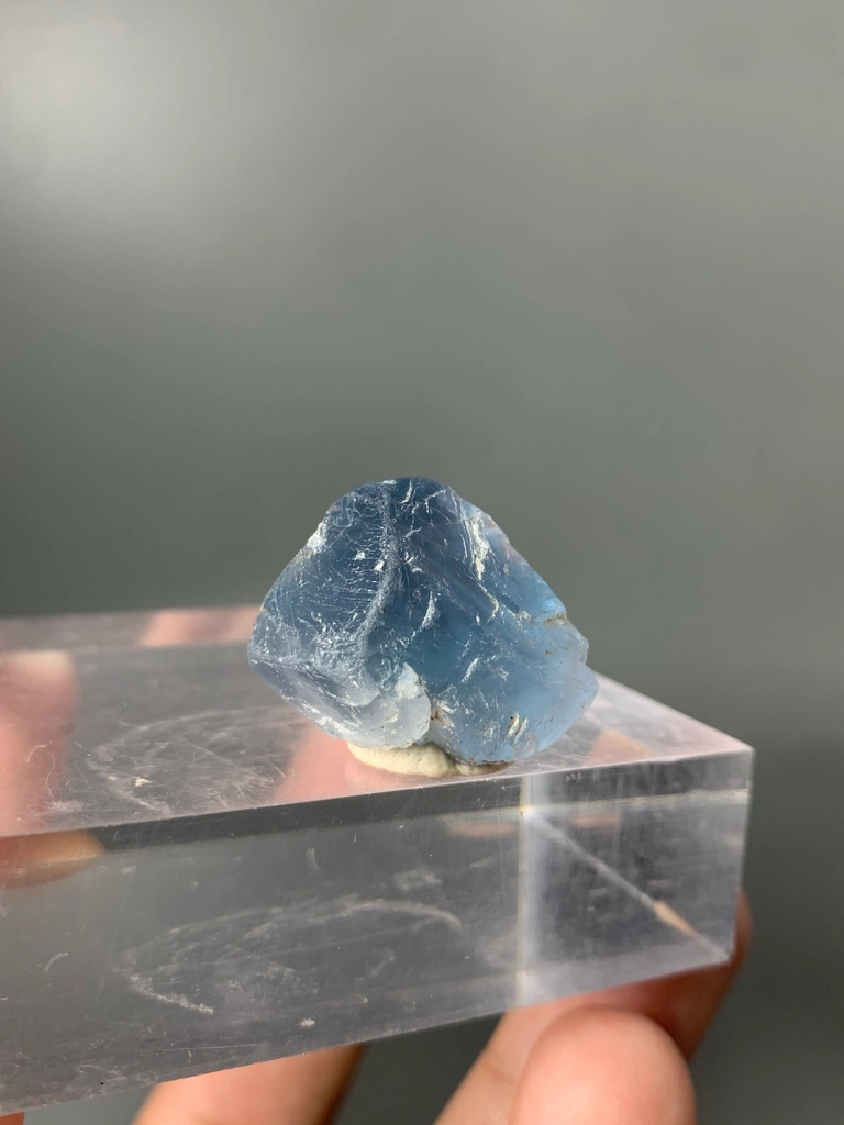 Fluorite from Pakistan - image 6