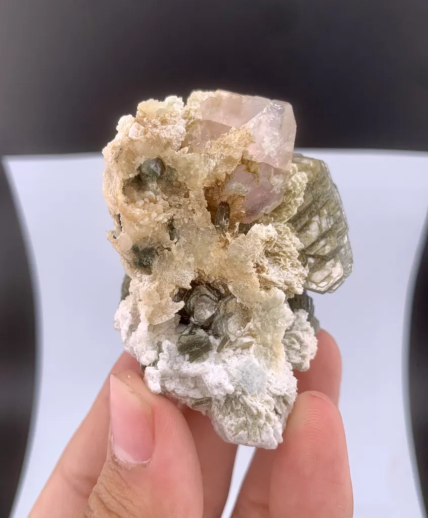 Fluorite from Pakistan - image 7