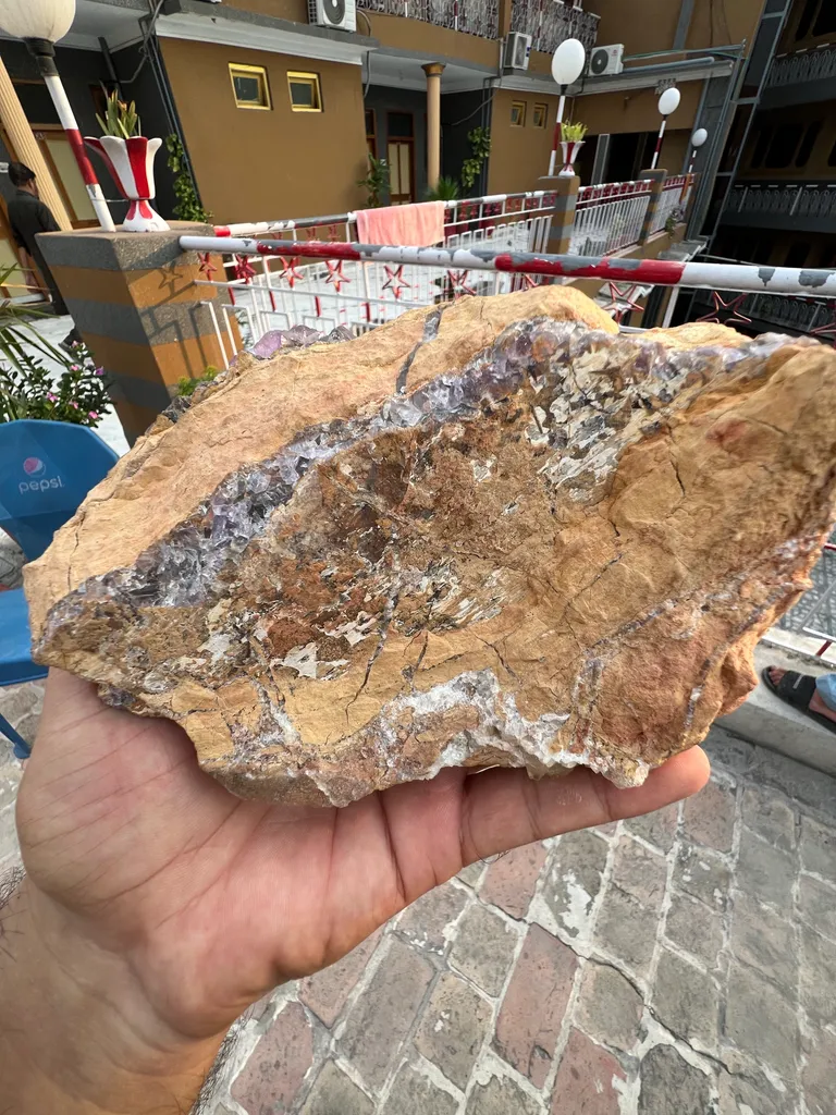 Fluorite from Pakistan, Balochistan - image 5