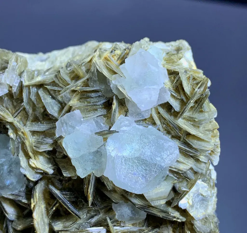 Fluorite from Pakistan - image 10