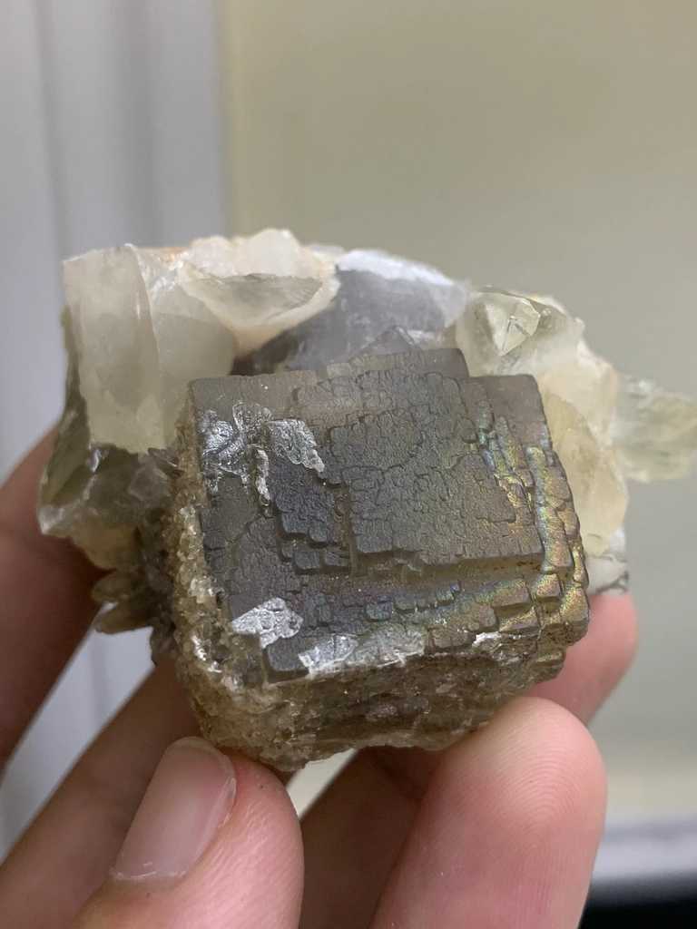 Fluorite from Pakistan - image 3