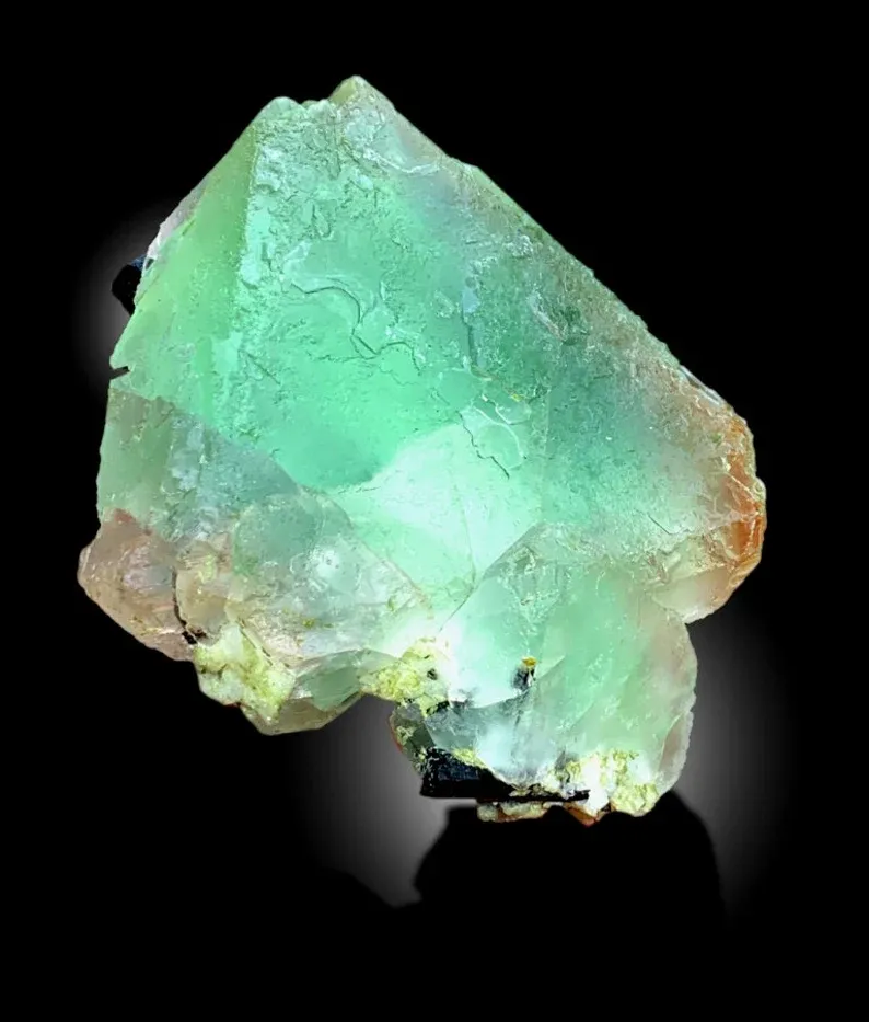 Fluorite from Pakistan - image 4