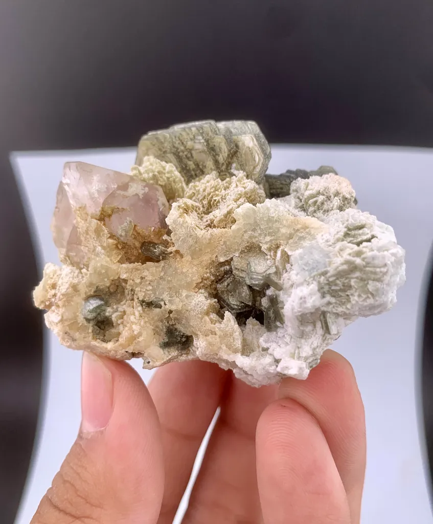 Fluorite from Pakistan - image 6