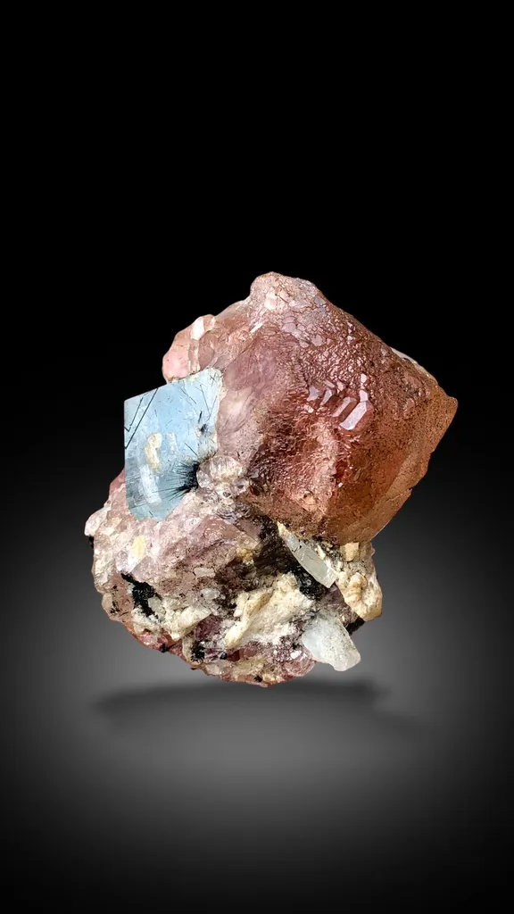 Fluorite from Pakistan, Gilgit-Baltistan, Nagar District, Aliabad - image 2