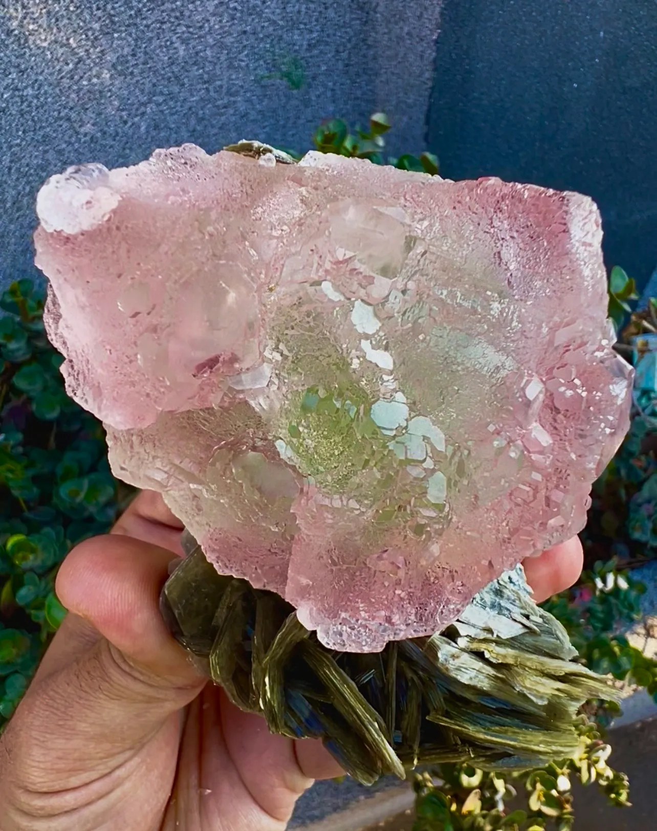 Fluorite from Pakistan, Gilgit-Baltistan, Nagar District, Chumar Bakhoor - image 4