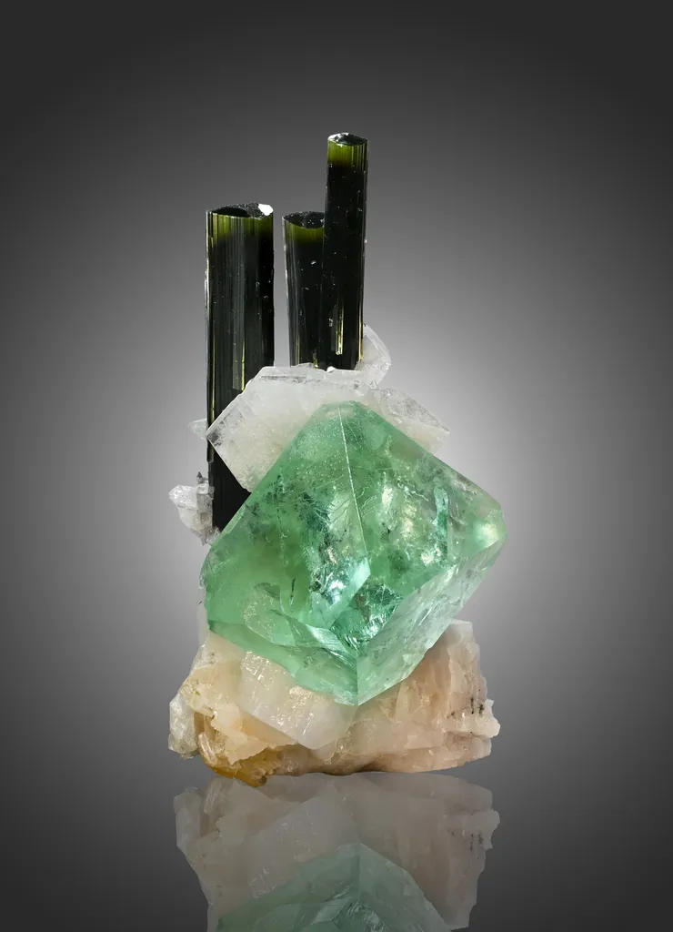 Fluorite from Pakistan, Gilgit-Baltistan, Roundu District, Haramosh Mts., Stak Nala image