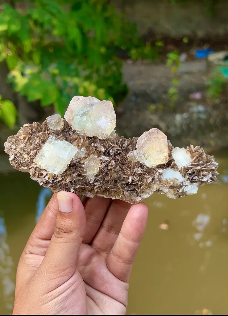 Fluorite from Pakistan - image 6