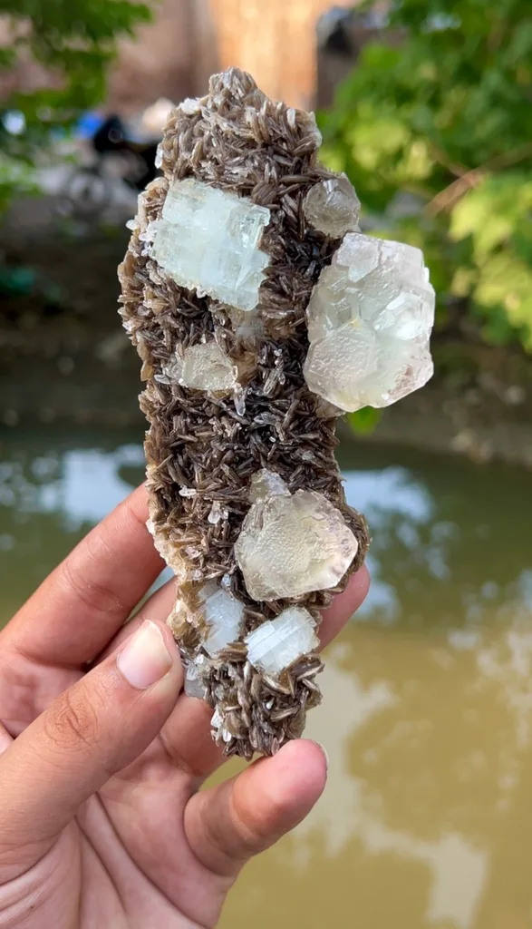 Fluorite from Pakistan - image 4