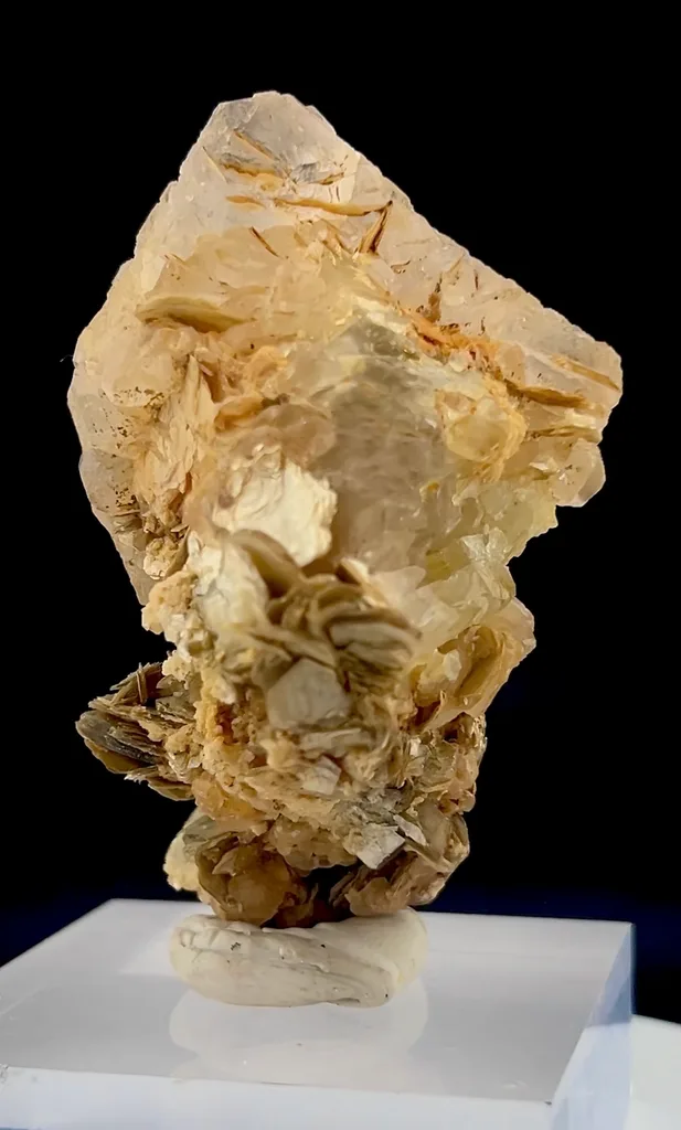 Fluorite from Pakistan - image 4