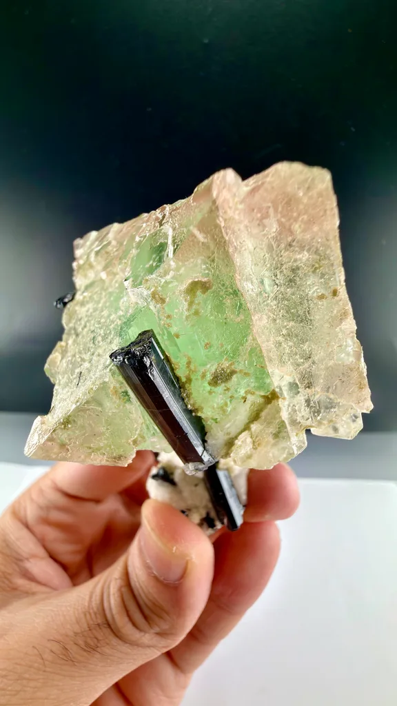 Fluorite from Pakistan - image 3