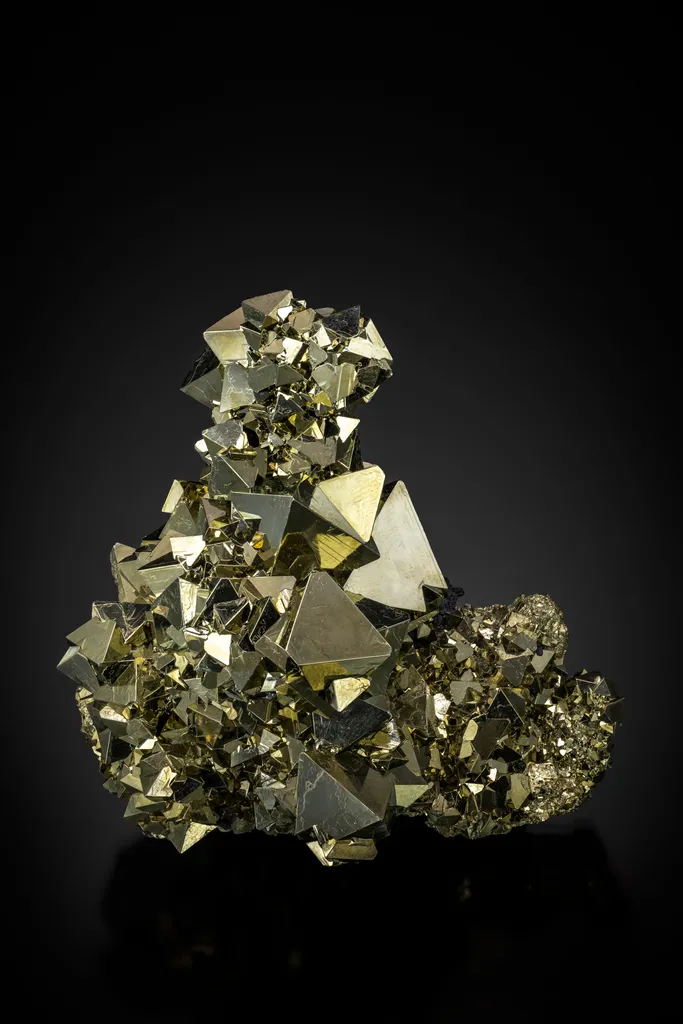 Fluorite from Peru image