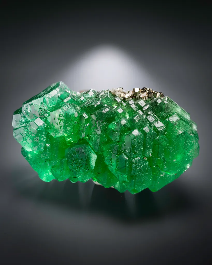 Fluorite from Peru, Pasco, Milpo mine - image 2