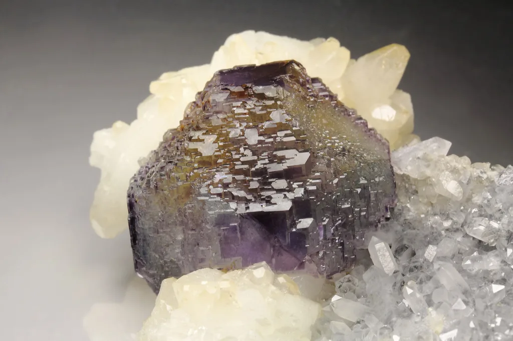 Fluorite from Shangbao Mine, Leiyang Co., Hengyang, Hunan, China - image 6