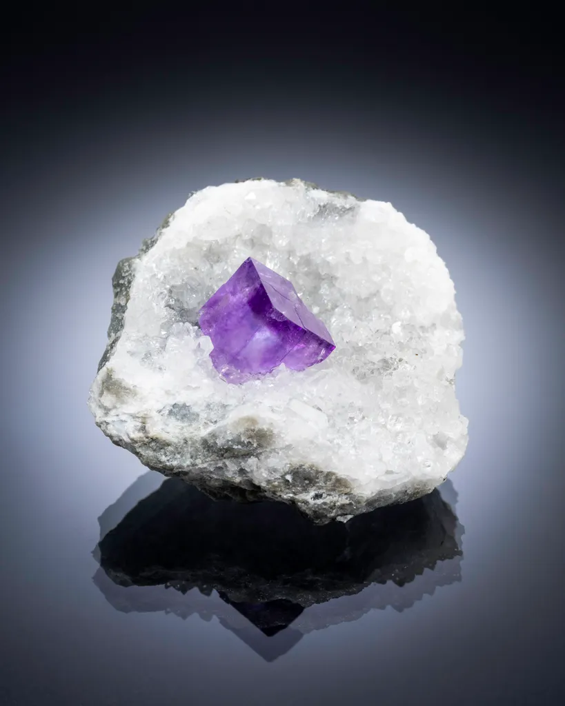 Fluorite from Spain, Asturias, Berbes mining area image