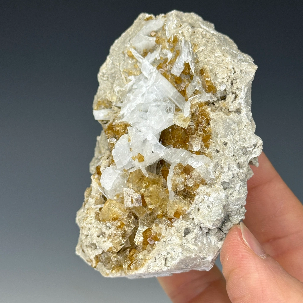 Fluorite from Stoneco White Rock Quarry, Clay Center, Ohio, USA - image 2