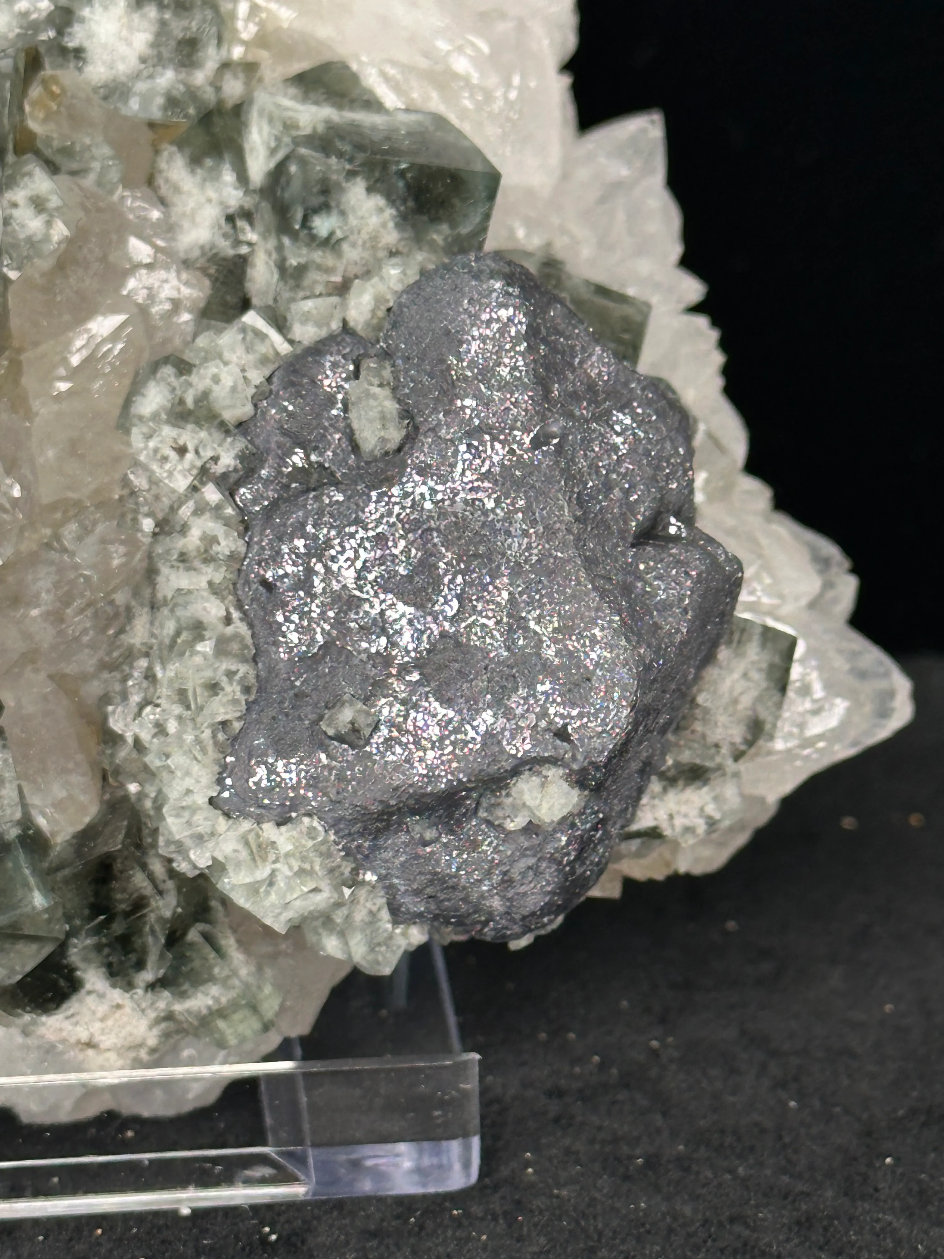 Fluorite from UK, England, County Durham, Rogerley Quarry, Diana Maria Mine - image 3