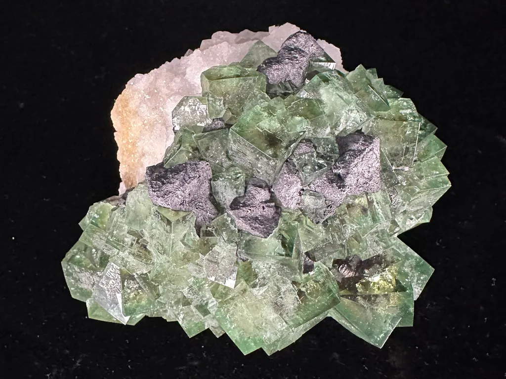 Fluorite from UK, England, County Durham, Rogerley Quarry, Diana Maria Mine - image 3