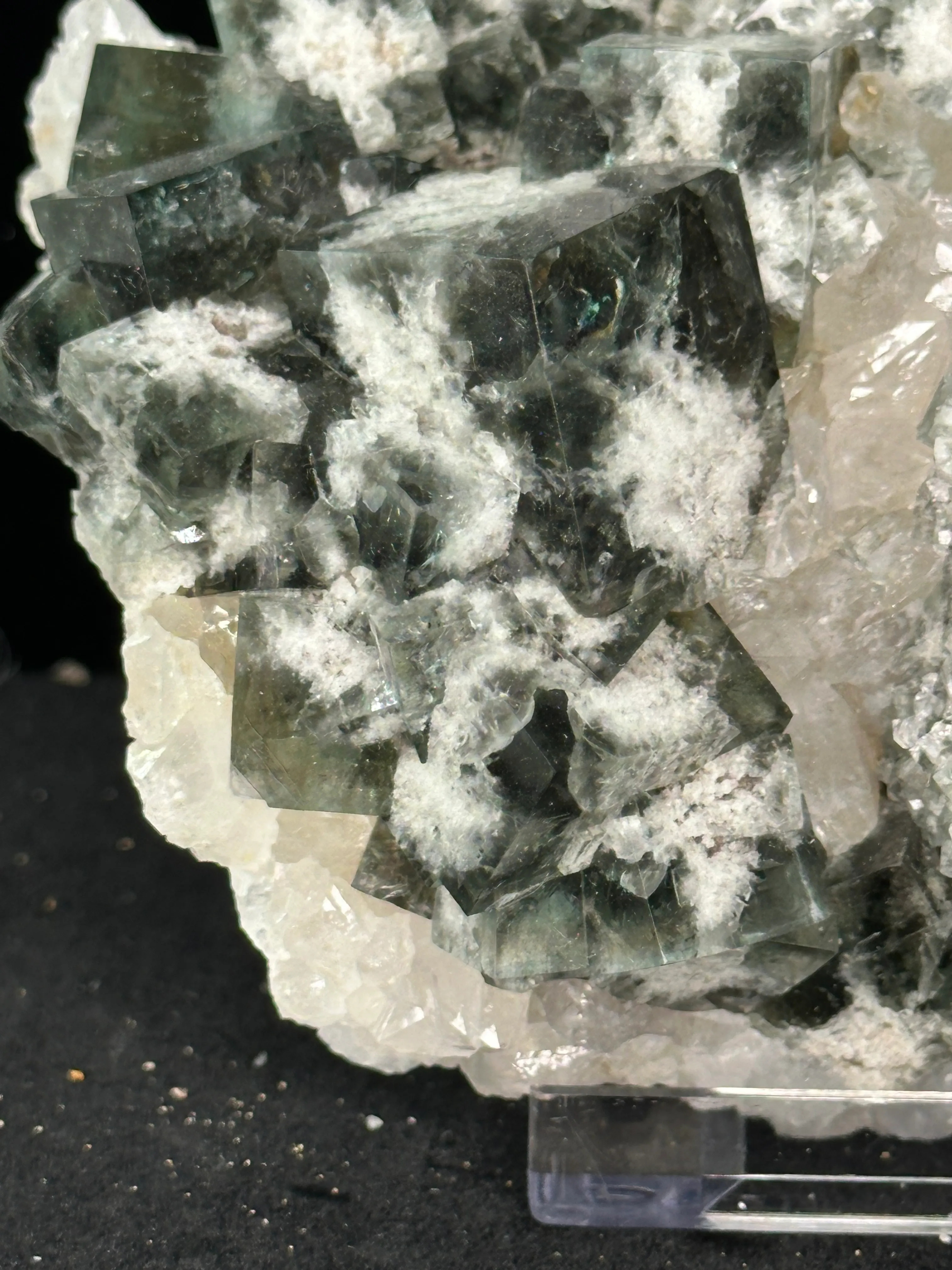 Fluorite from UK, England, County Durham, Rogerley Quarry, Diana Maria Mine - image 2
