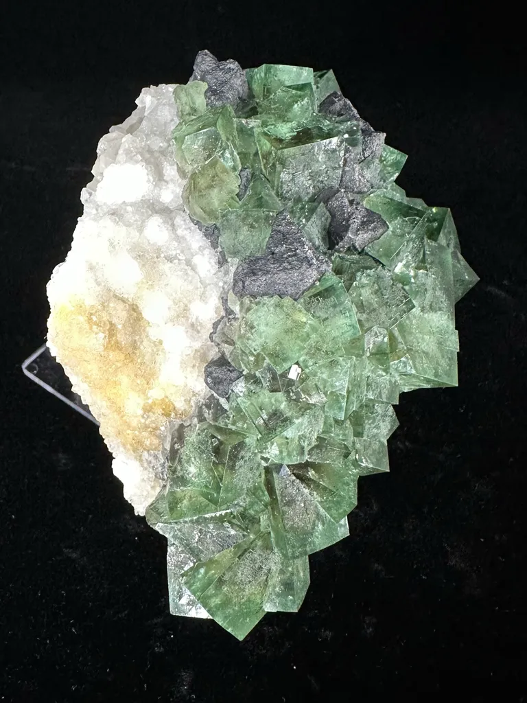 Fluorite from UK, England, County Durham, Rogerley Quarry, Diana Maria Mine - image 2