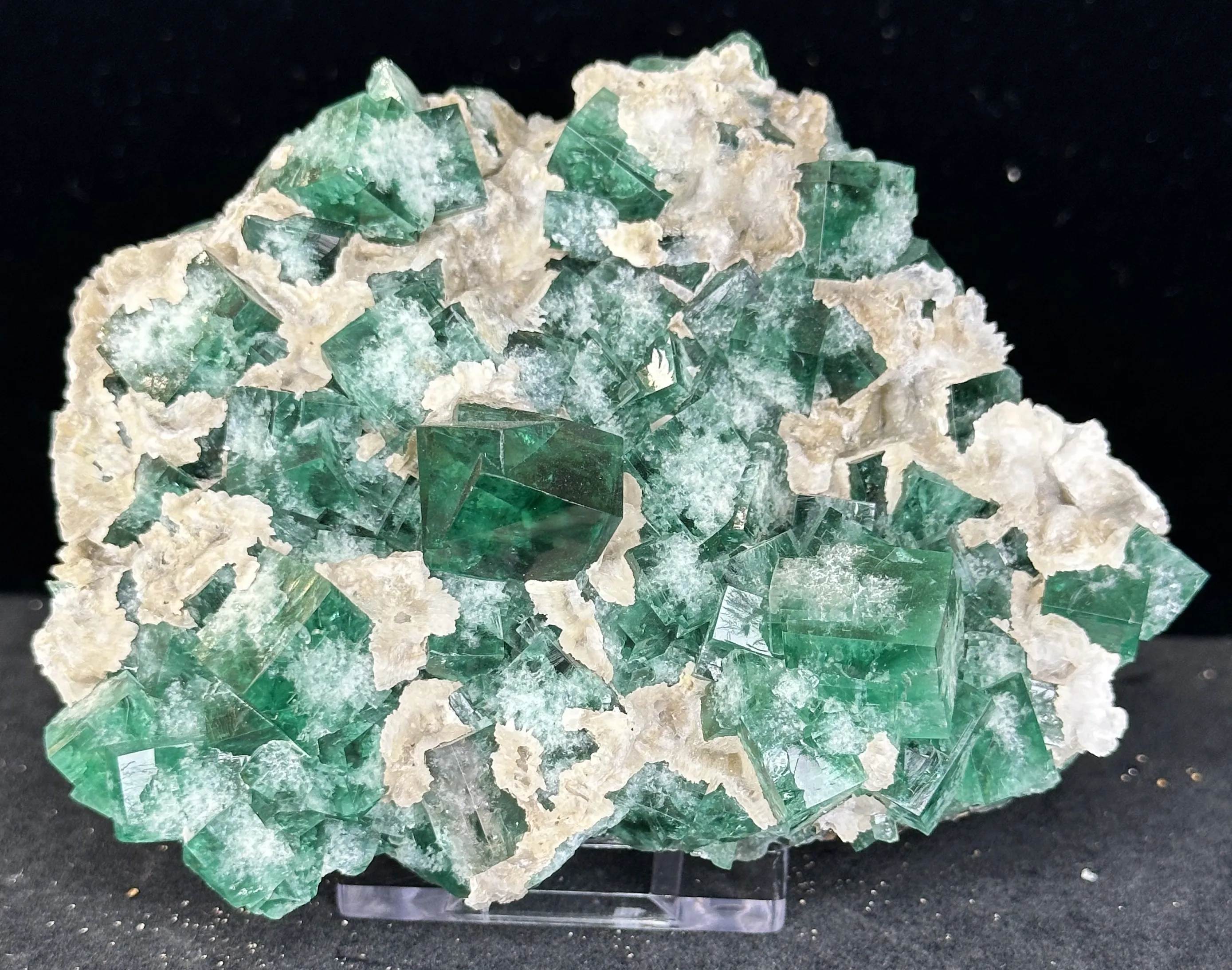 Fluorite from UK, England, County Durham, Rogerley Quarry, Diana Maria Mine - image 1
