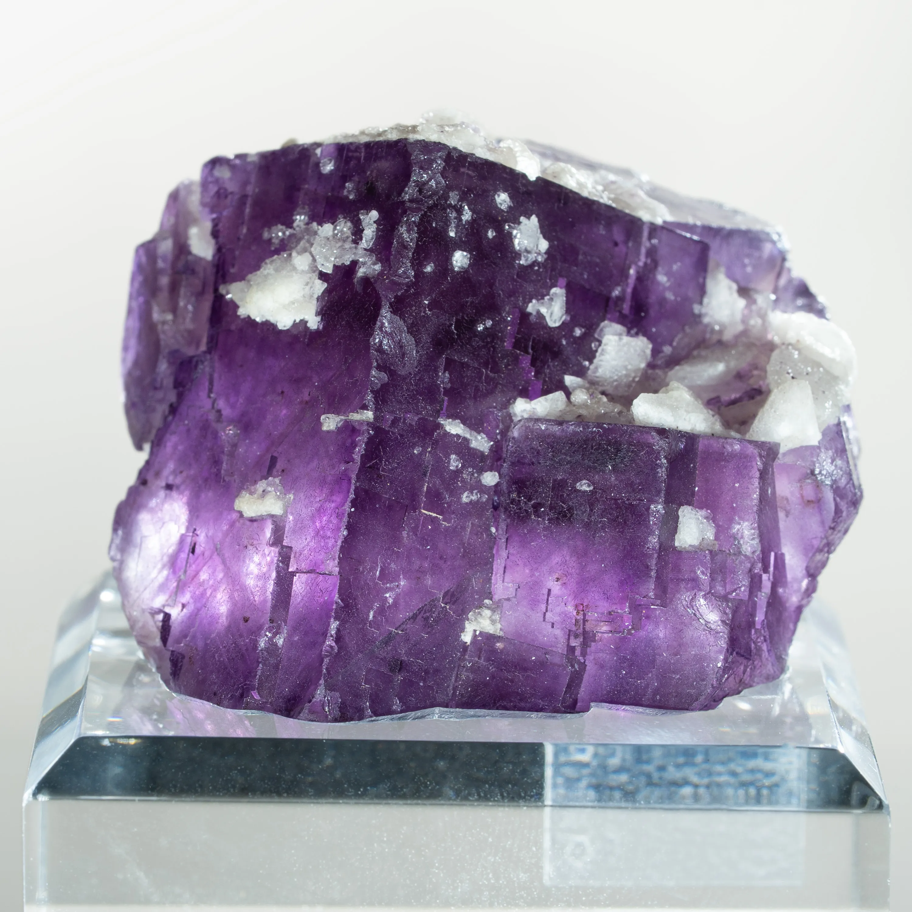 Fluorite from USA, Illinois, Hardin County, Harris Creek Mining Sub-District, Annabel Lee Mine - image 6