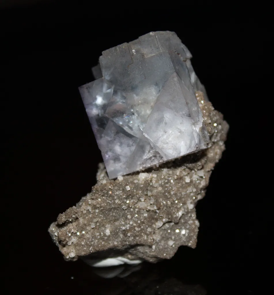 Fluorite from USA, New York, Penfield, Penfield Quarry image