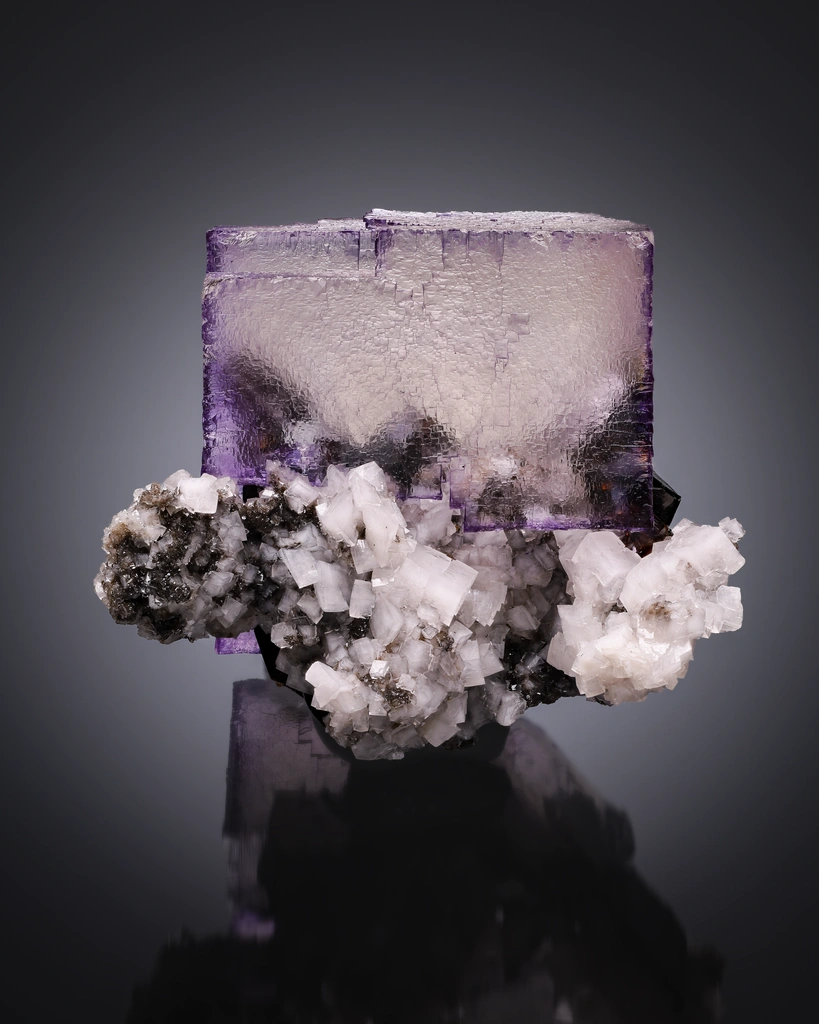 Fluorite from USA, Tennessee, Elmwood Mine image