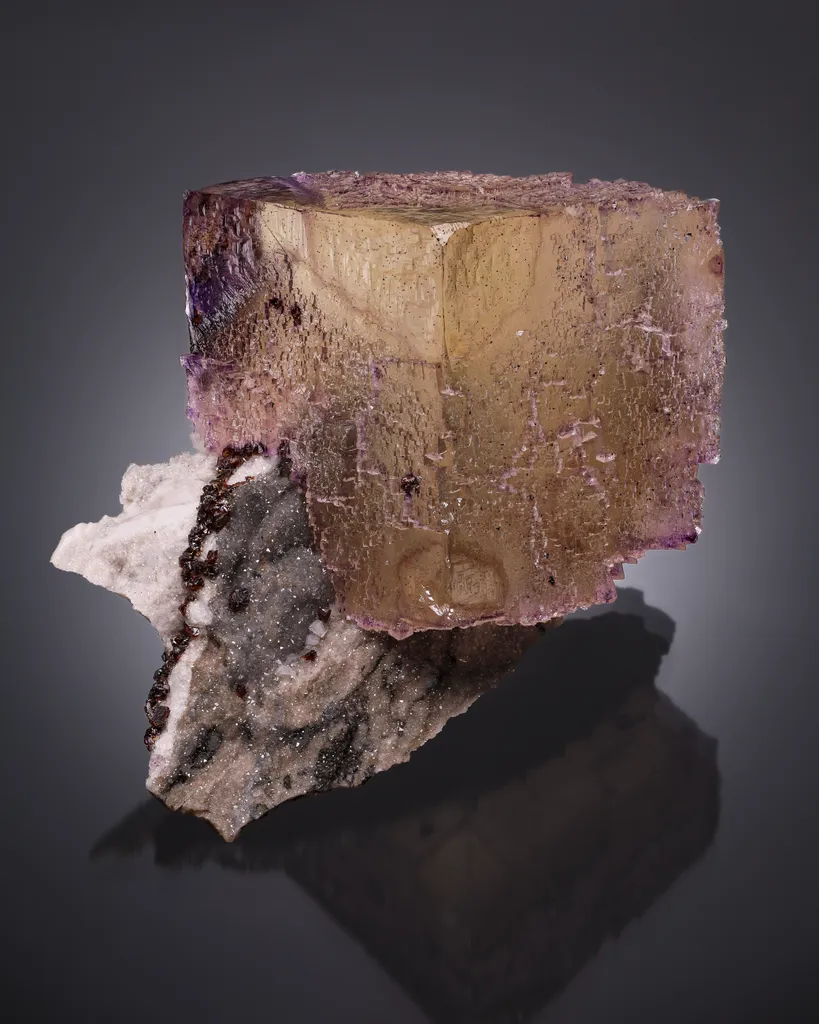 Fluorite from USA, Tennessee, Elmwood Mine image