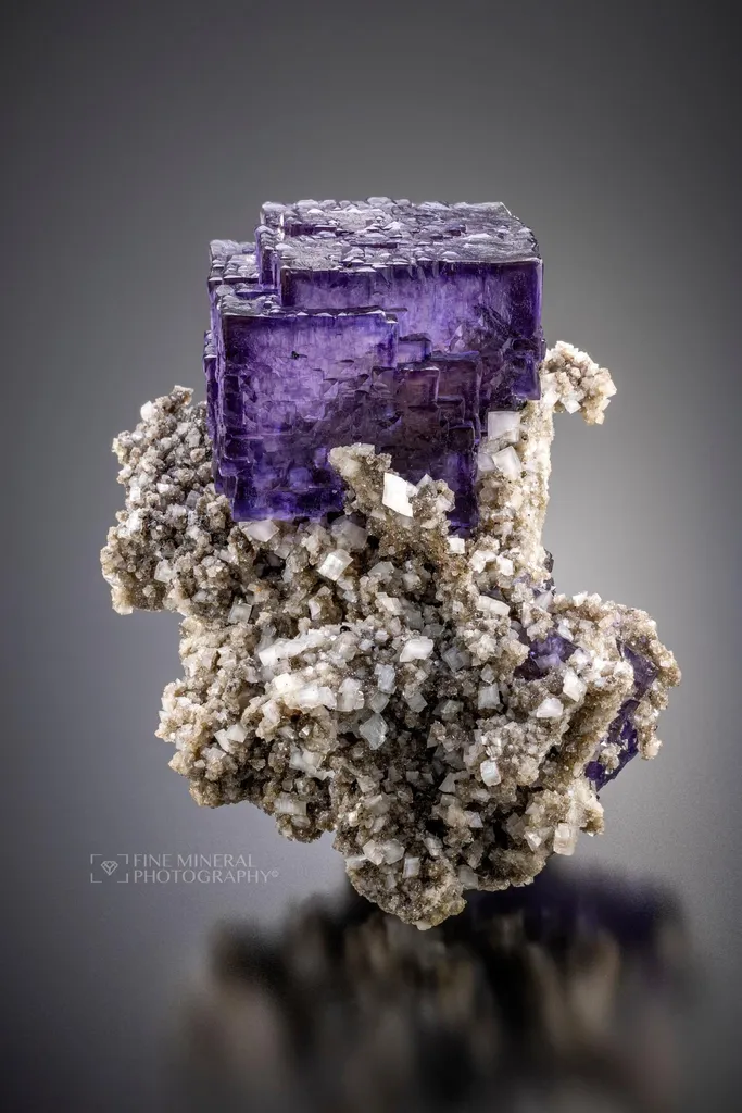 Fluorite from USA, Tennessee, Gordonsville Mine image