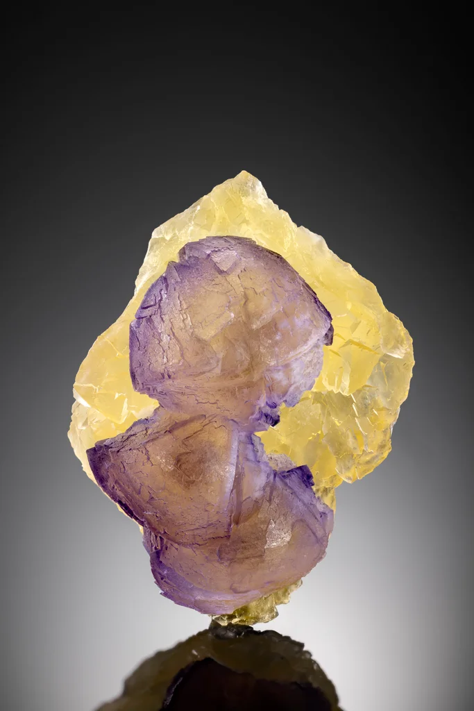 Fluorite from Wuyi County, Jinhua, Zhejiang, China image