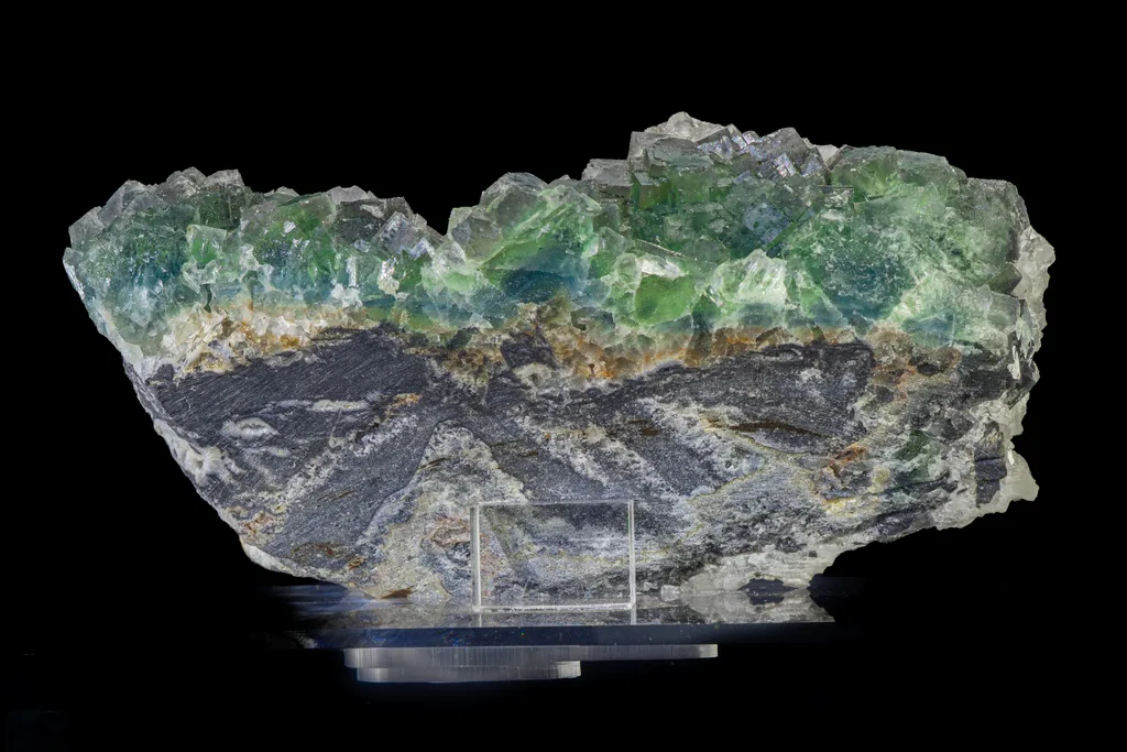 Fluorite from Xia Yang Mine, Quanzhou, Fujian, China - image 3
