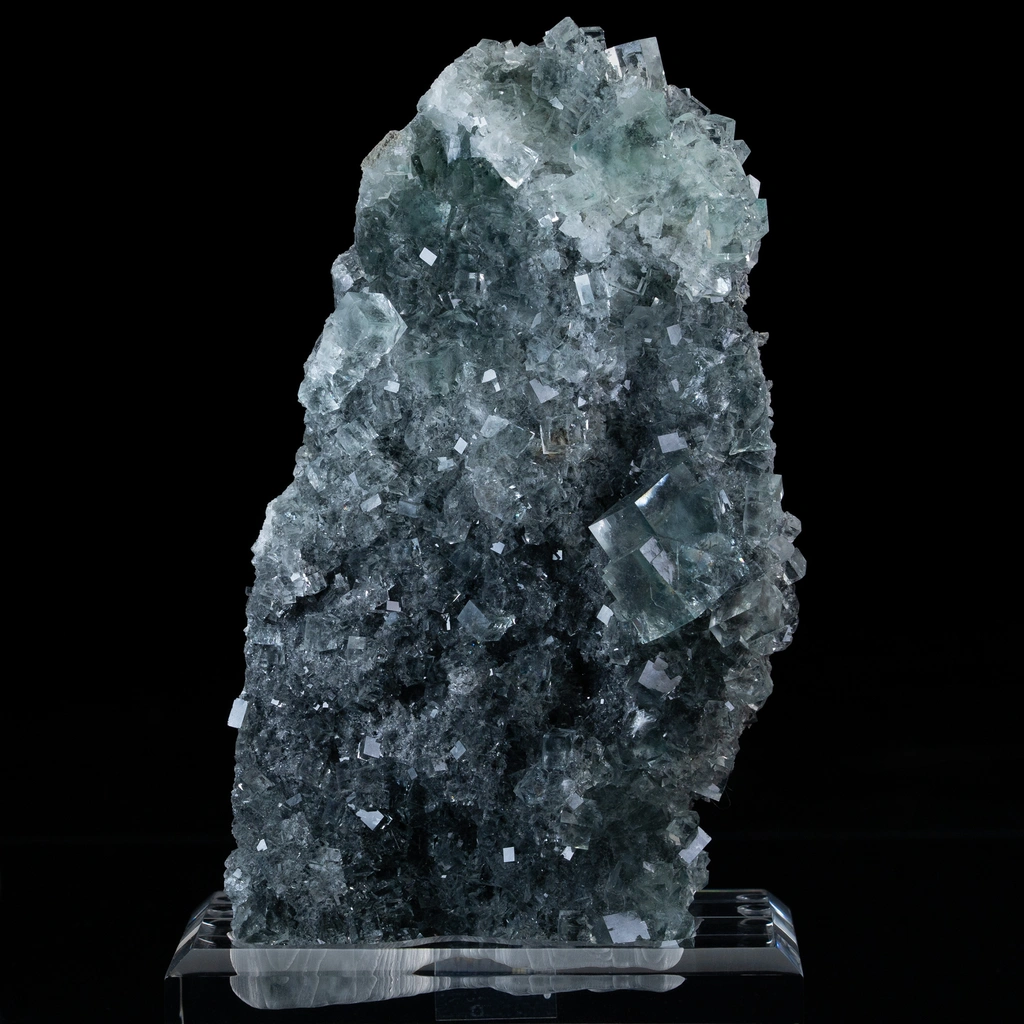 Fluorite from Xianghualing Mine, Xianghualing Sn-polymetallic ore field, Linwu Co., Chenzhou, Hunan, China - image 3