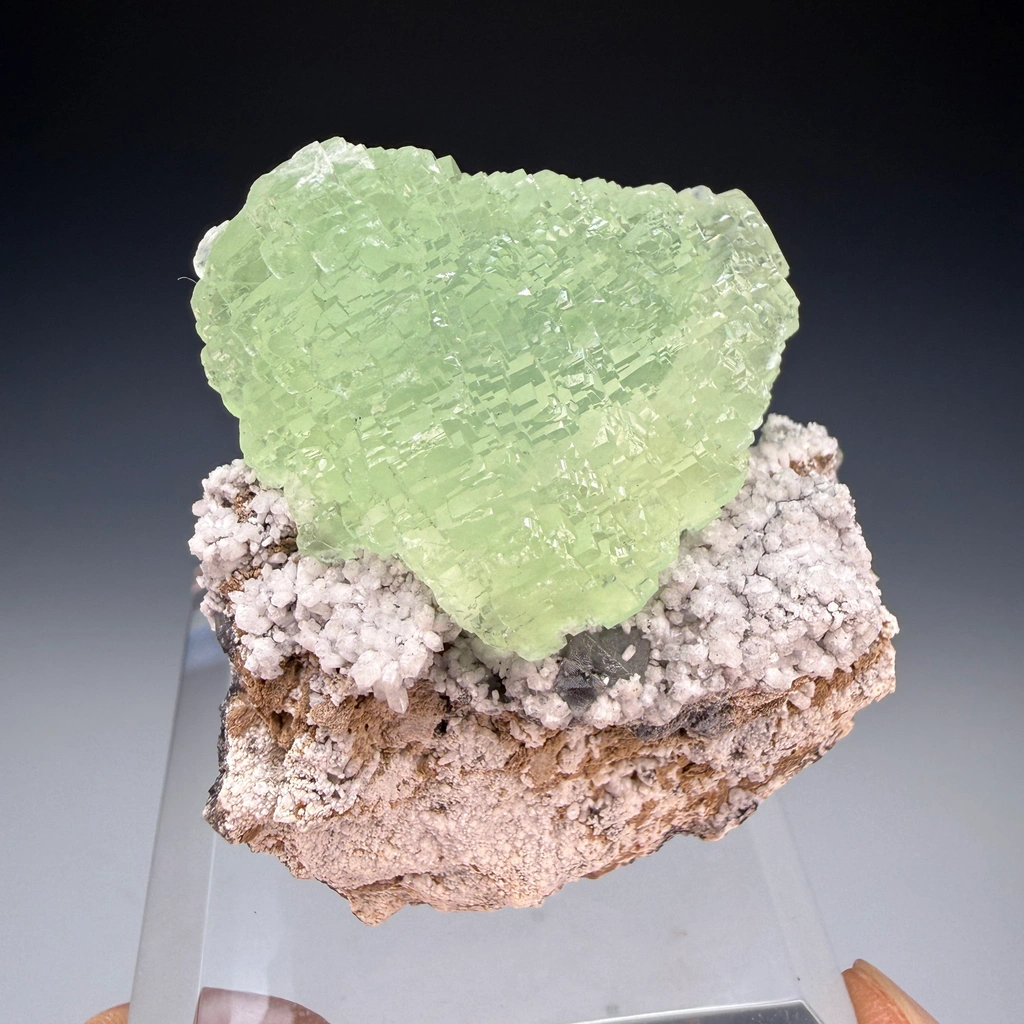 Fluorite from Xianghualing Mine, Xianghualing Sn-polymetallic ore field, Linwu Co., Chenzhou, Hunan, China image
