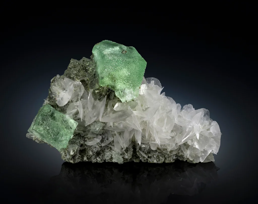 Fluorite from Xianghualing Sn-polymetallic ore field, Linwu Co., Chenzhou, Hunan, China image