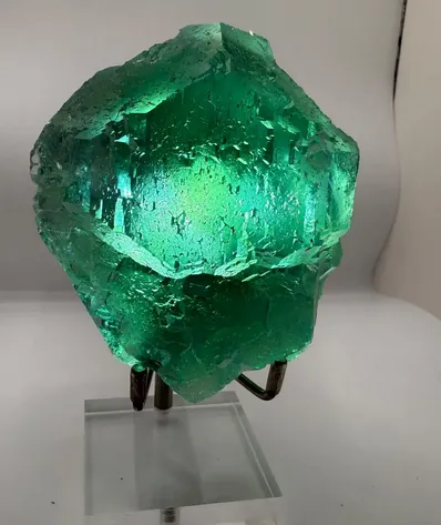 Fluorite, gemmy, green image
