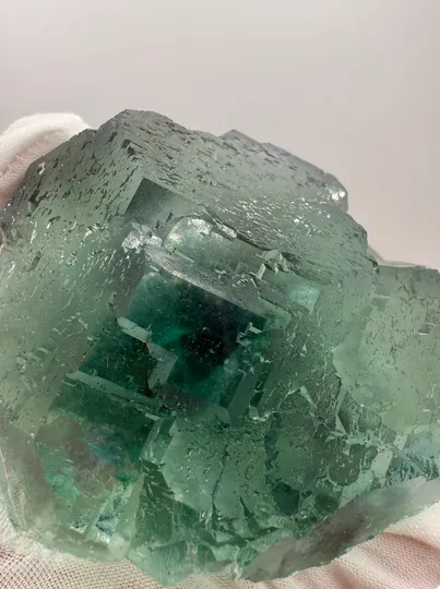 Fluorite, gemmy, green - image 3