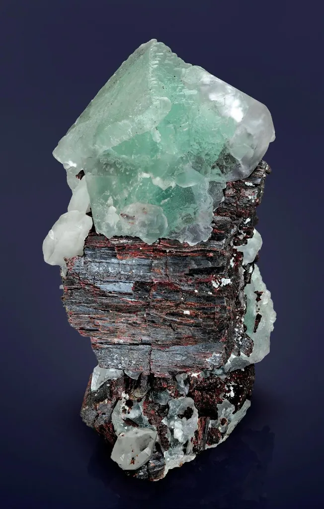 Fluorite, Hübnerite, Quartz image