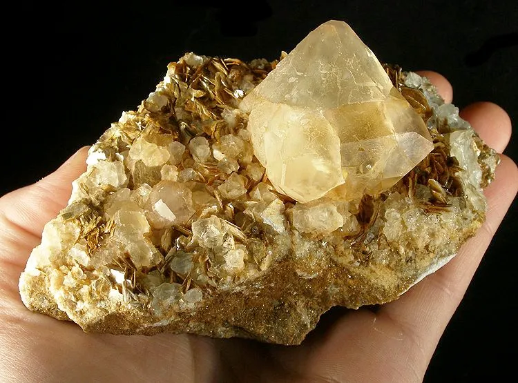 Fluorite, Muscovite image