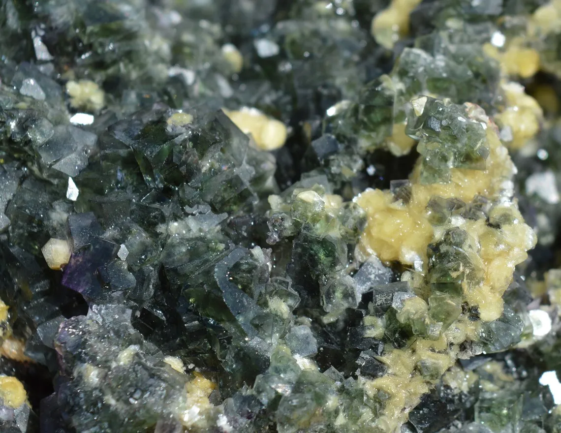 Fluorite & Muscovite 2220 grams - Okorusu Mine, Otjozondjupa Region, Namibia - Fluorescent - image 6