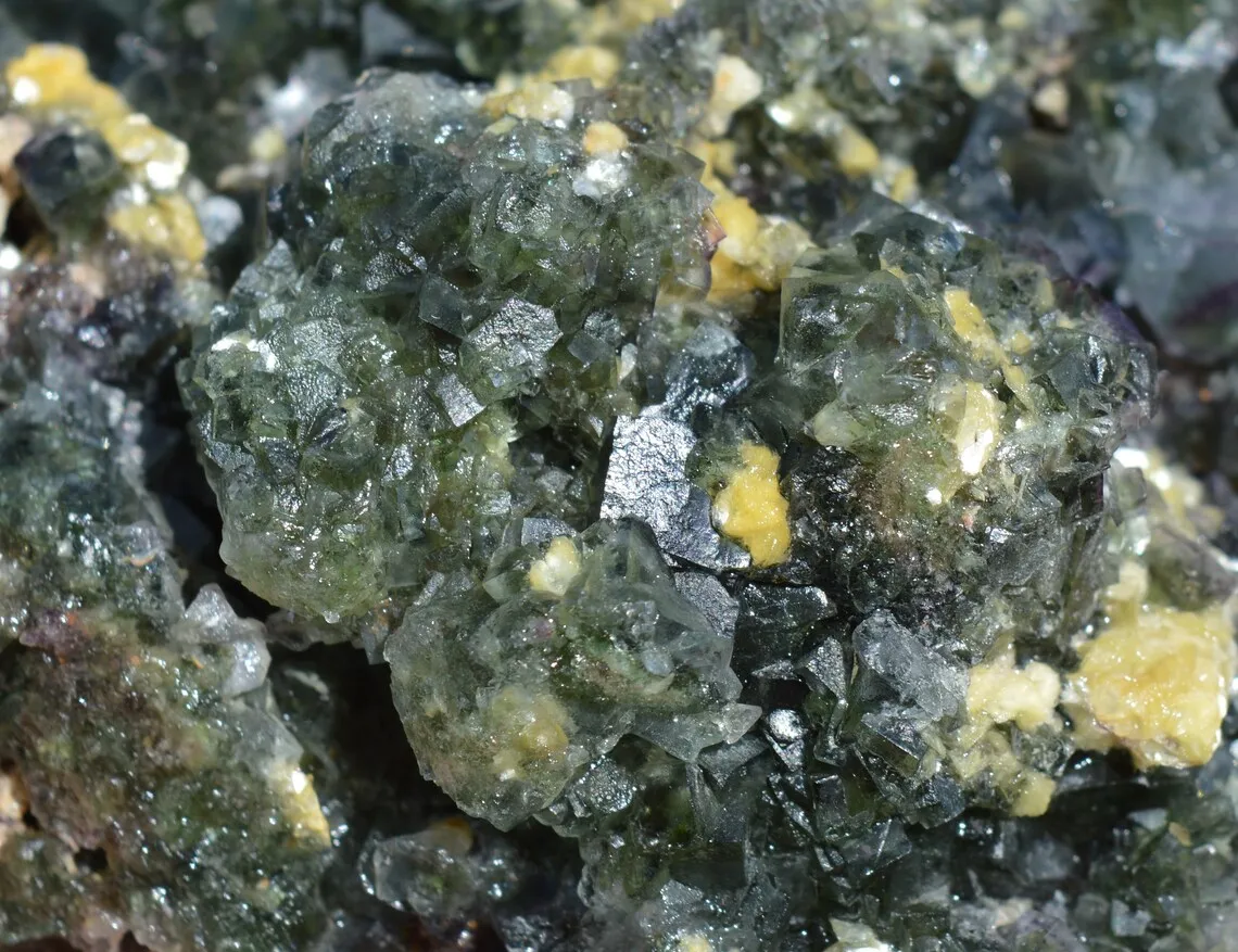 Fluorite & Muscovite 2220 grams - Okorusu Mine, Otjozondjupa Region, Namibia - Fluorescent - image 8