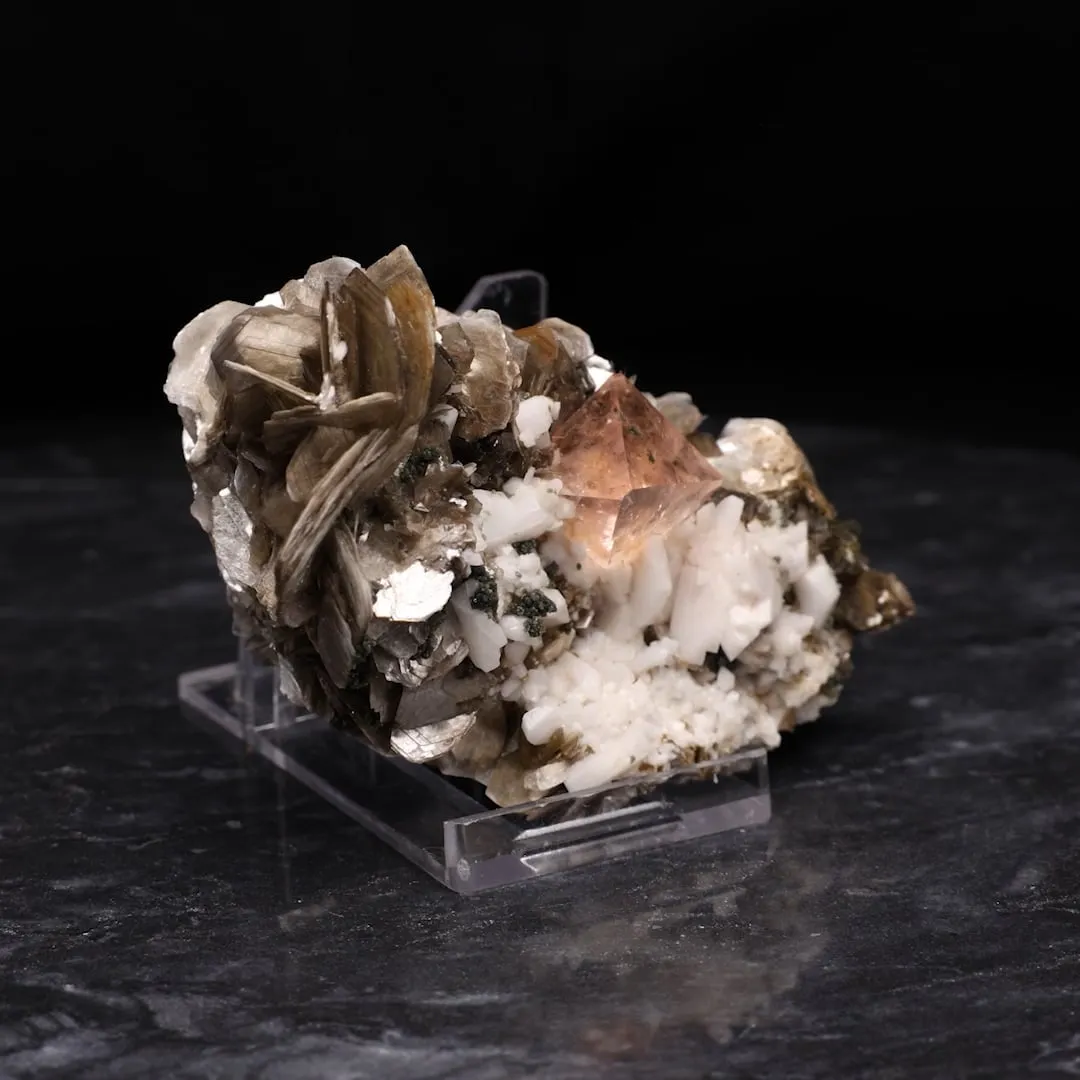 Fluorite, Muscovite - image 2