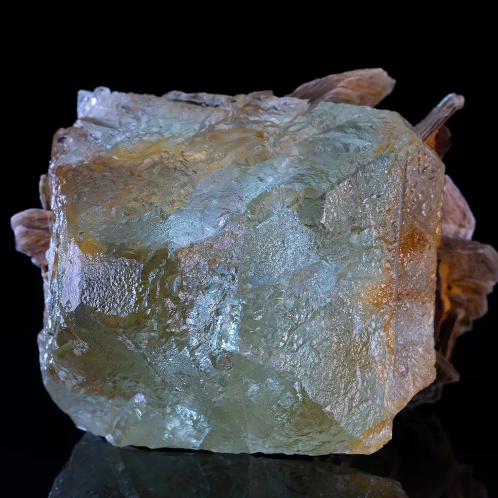 Fluorite, Muscovite from Pakistan, Gilgit-Baltistan, Nagar District, Chumar Bakhoor - image 6
