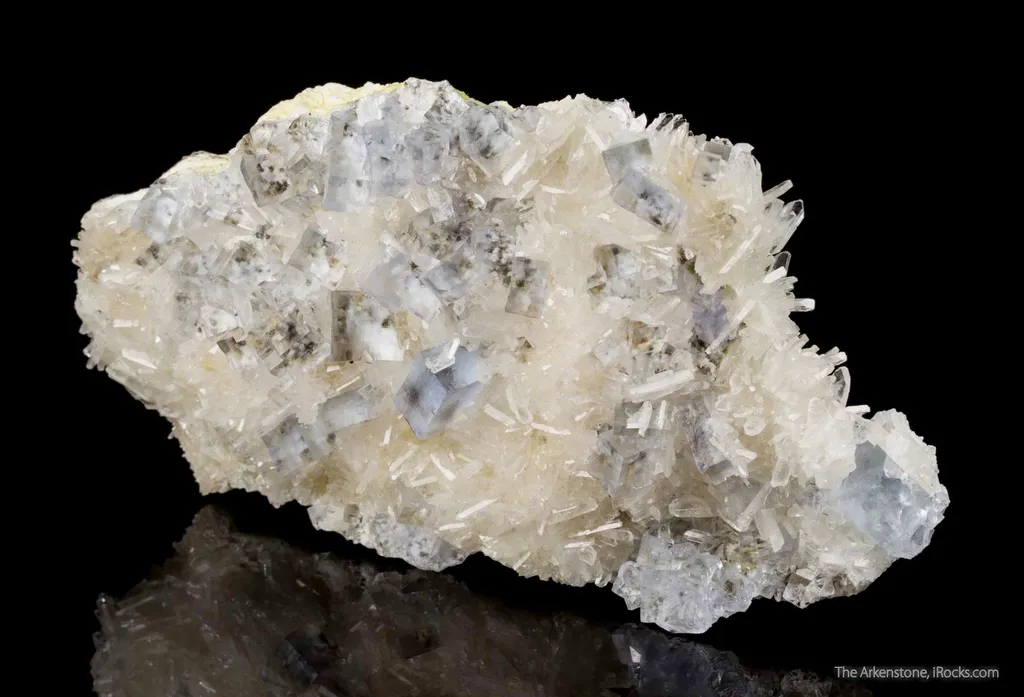 Fluorite on Barite - image 4