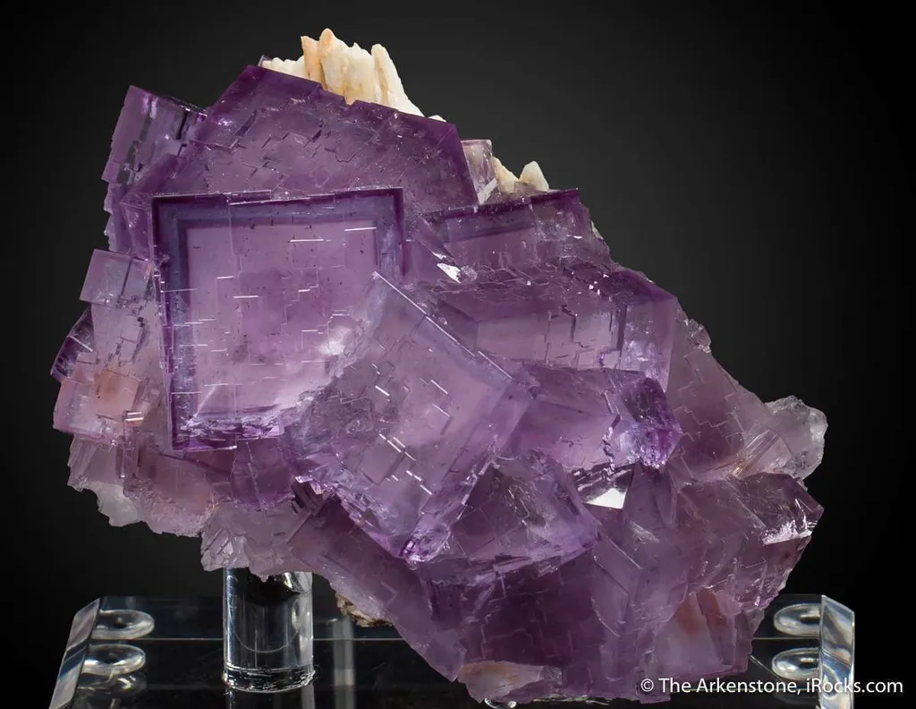 Fluorite on Barite - image 2