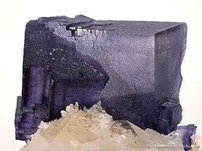 Fluorite on Barite With Calcite - image 3
