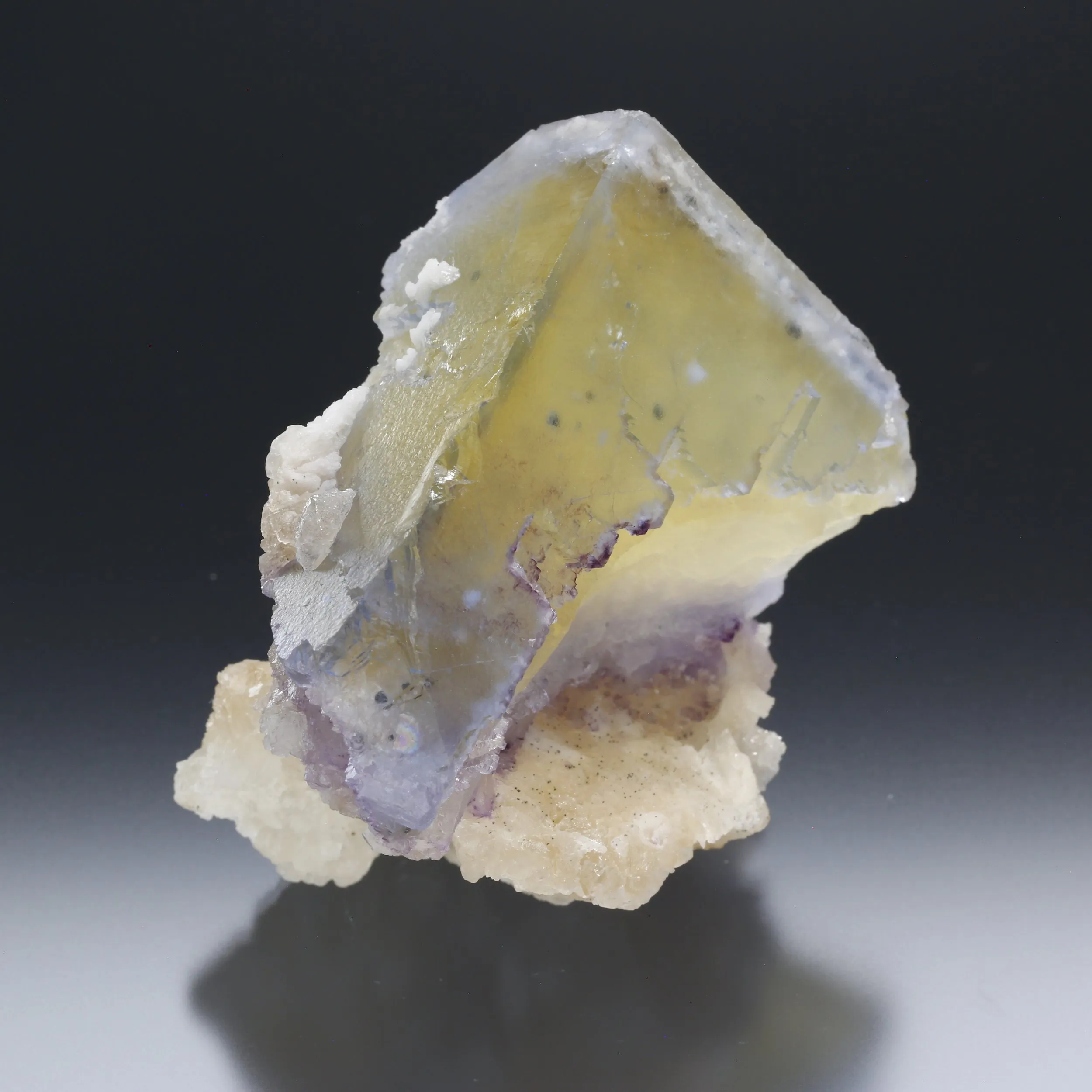 Fluorite on Baryte - image 2