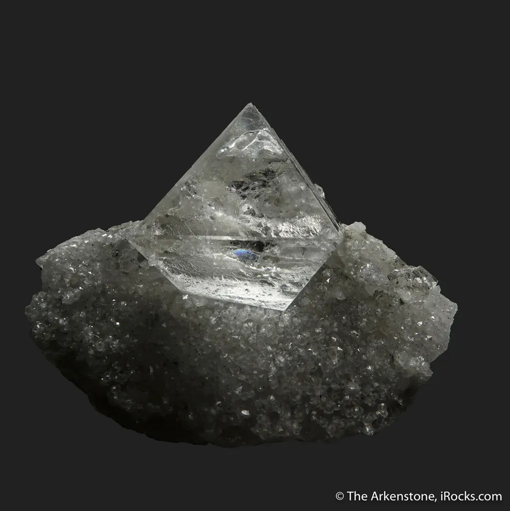 Fluorite on Calcite (both fluorescent) - image 3